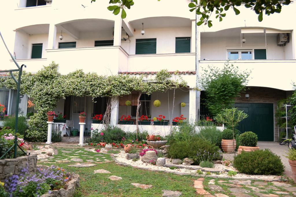 Apartments Meri Zadar Exterior photo